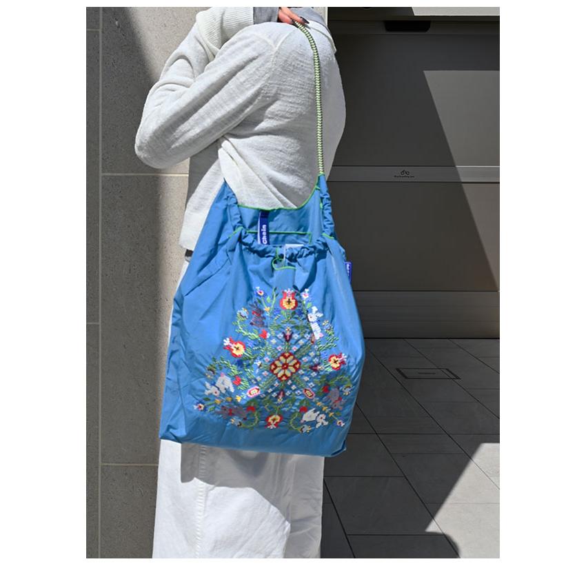 送料無料 Ball＆Chain ボールアンドチェーン 正規品 WITH FLOWER　Mサイズ バッグ クロスステッチ エコバッグ トートバッグ 刺繍 ギフト A4 301074の画像