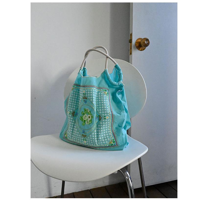 送料無料 Ball＆Chain ボールアンドチェーン 正規品 WHITE CLOVER Mサイズ バッグ フラワー 花柄 エコバッグ トートバッグ 刺繍 ギフト A4 301075 | Ball＆Chain | 05