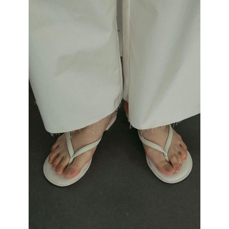 anuke（アンヌーク） SALE50%OFF 靴 Ecoleather Tong Sandals