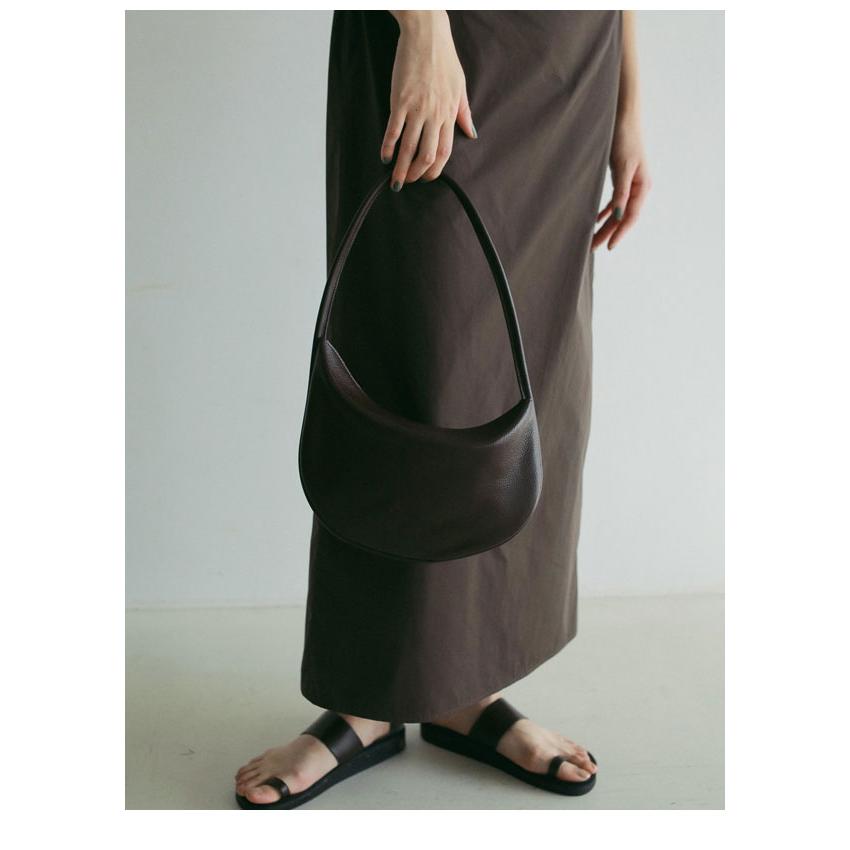 Leather Round Bag ブラックanuke アンヌーク