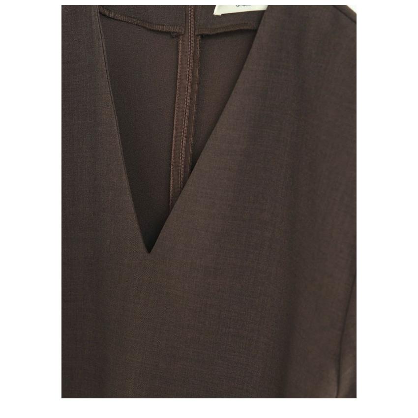 anuke（アンヌーク） anuke 2025FallWinter トップス Powershoulder