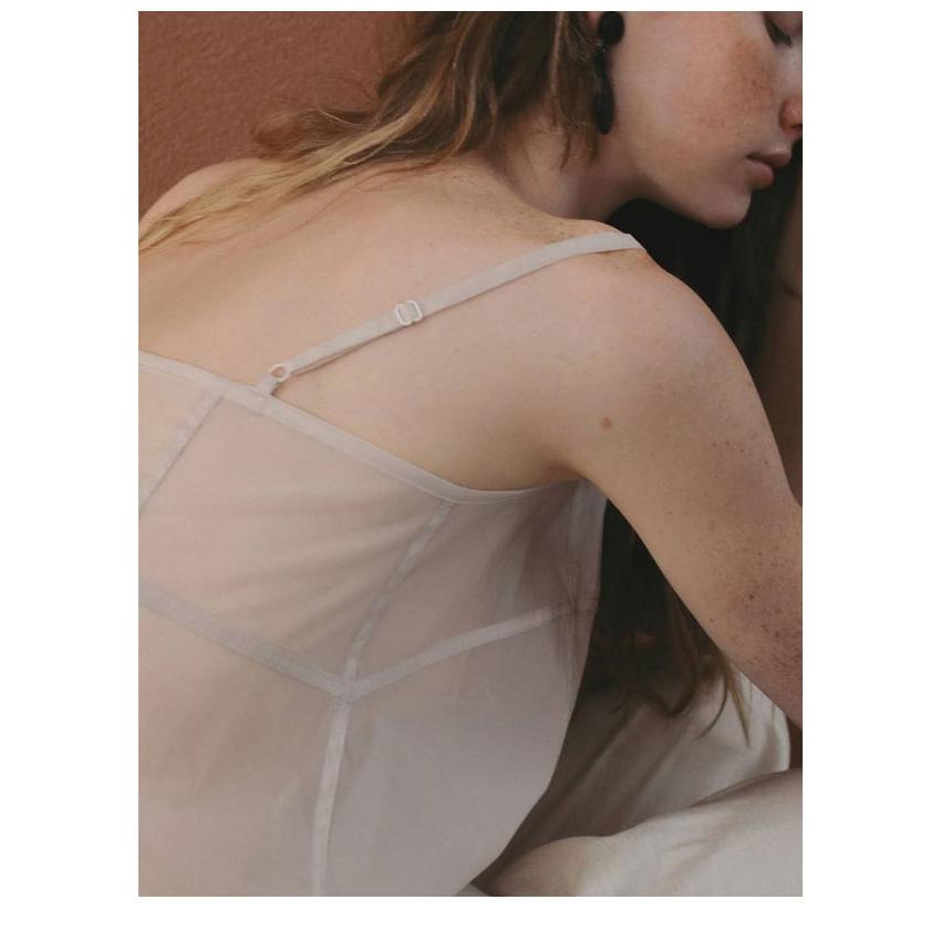 anuke（アンヌーク） anuke 2026SpringSummer トップス Sheer Panel