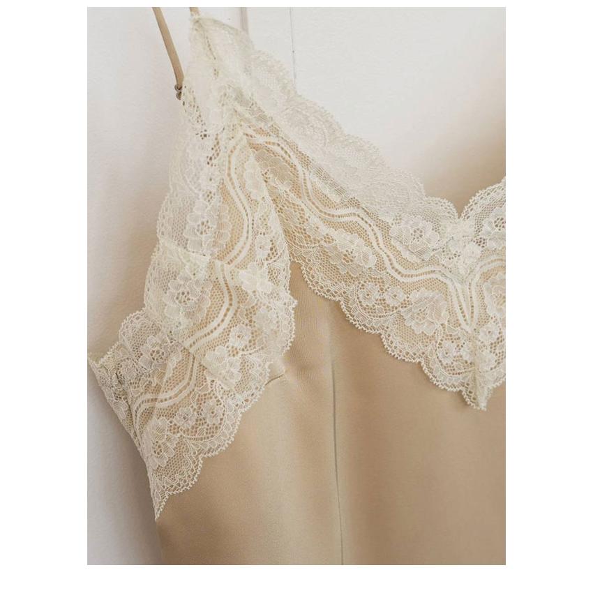 vintage 繊細　レース　タンクトップ　キャミソール　uncinq anuke（アンヌーク） anuke 2026SpringSummer トップス Satin Lace