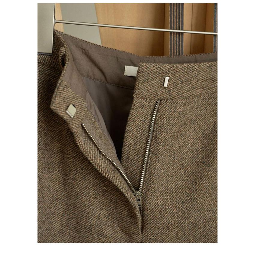 anuke（アンヌーク） anuke 2026Prefall ボトムス Herringbone Short