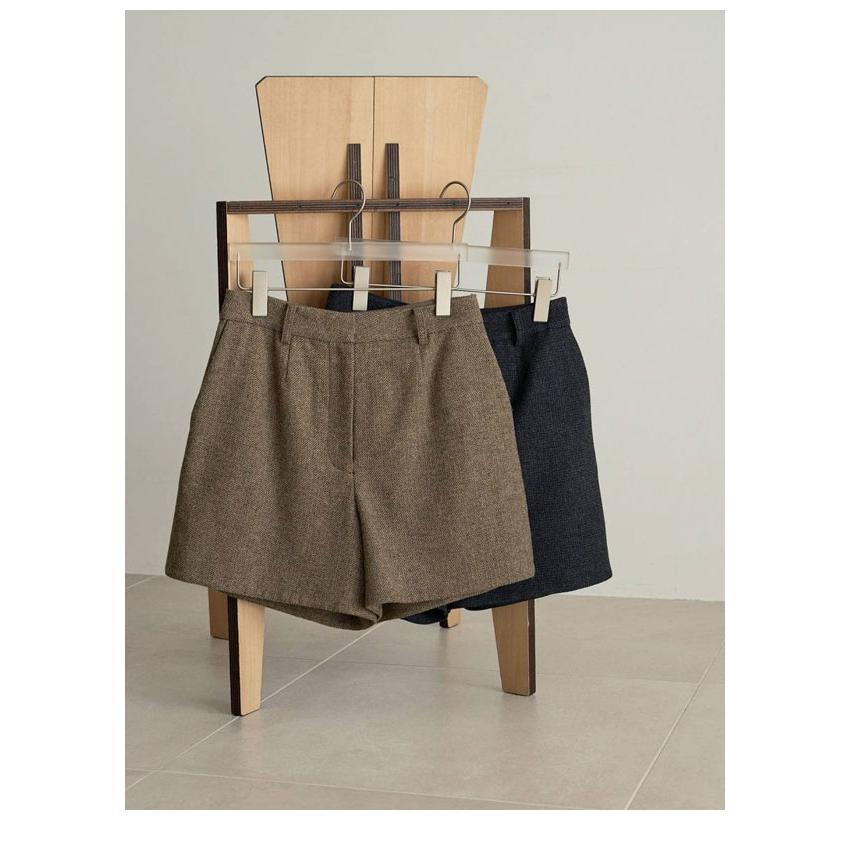 anuke（アンヌーク） anuke 2026Prefall ボトムス Herringbone Short