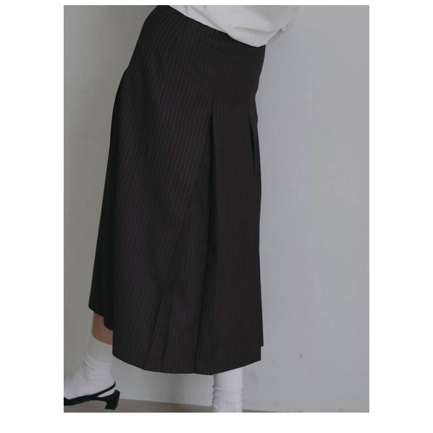 anuke（アンヌーク） anuke 2026Prefall ボトムス Stripe Pleats Skirt