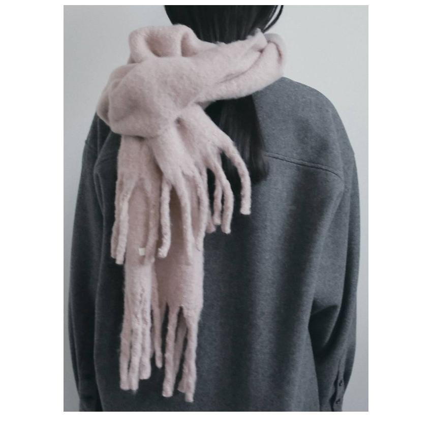 anuke（アンヌーク） anuke 2026winterトップス Soft Fringe Stole11月