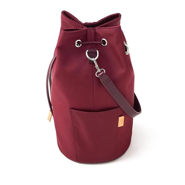 ajew（エジュー） ajew Drawstring bag バッグ ハンドバッグ 巾着型