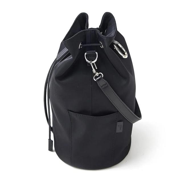 ajew（エジュー） ajew Drawstring bag バッグ ハンドバッグ 巾着型