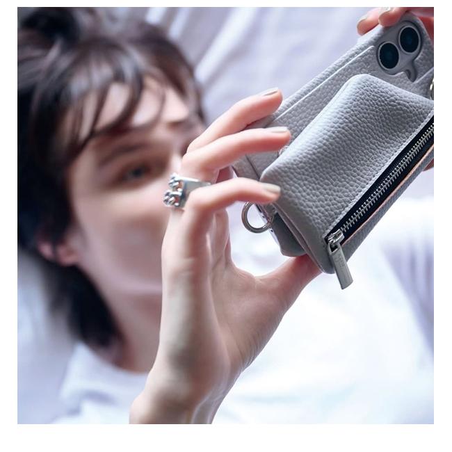 ajew iPhone16/16pro対応 エジュー cadenas zipphone case ajew iPhone16/16pro対応 エジュー cadenas zipphone case