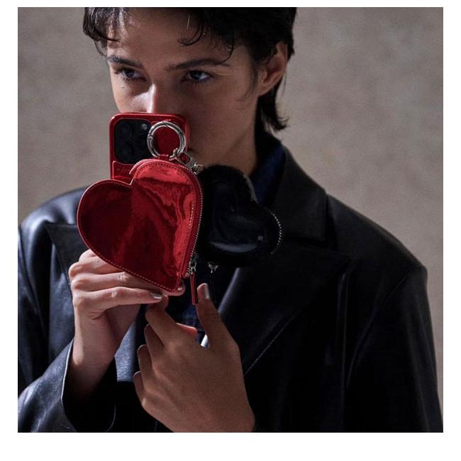 ajew（エジュー） iPhoneProMax対応 ajew glow heart pocket case