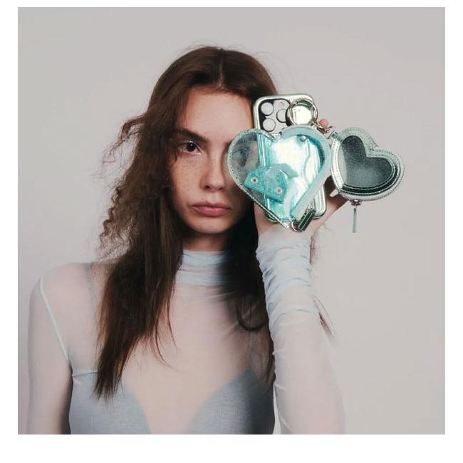 ajew（エジュー） 【iPhone対応】 ajew PVC heart planet pocket case