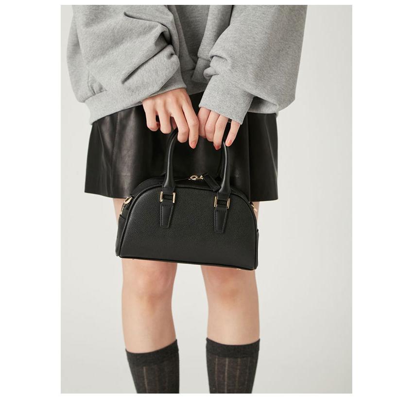 FRAY IDショルダーバッグブラック FRAY I.D（フレイ・アイディー） 【SOLD OUT】＼期間限定10%OFF／FRAY