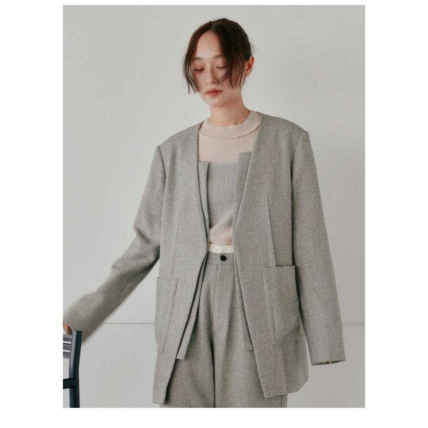 ヘラ Hella 24秋冬 collarless desgin jacket ノーカラー ヘラ Hella 24秋冬 collarless desgin jacket ノーカラー