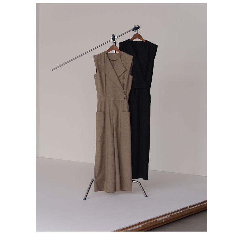 SALE30%OFF ヘラ Hella 25秋冬 cachecoeur jumpsuit カシュクール
