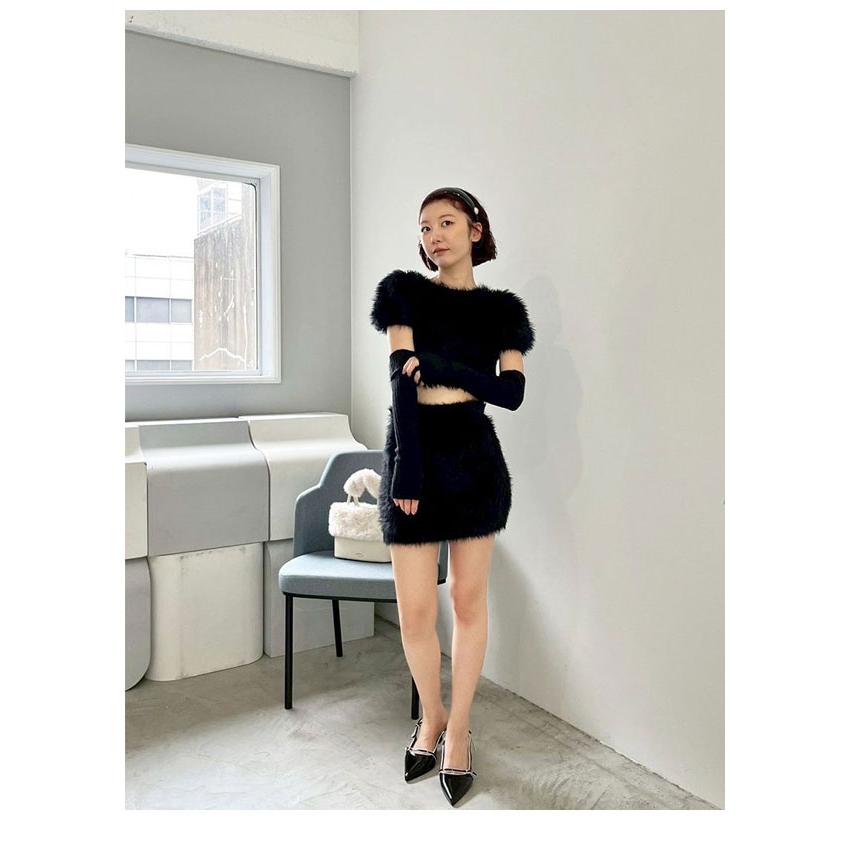 正規品【新品未使用】リリーブラウン フェザートップス LILY BROWN（リリーブラウン） SALE50%OFF リリー ブラウン トップス