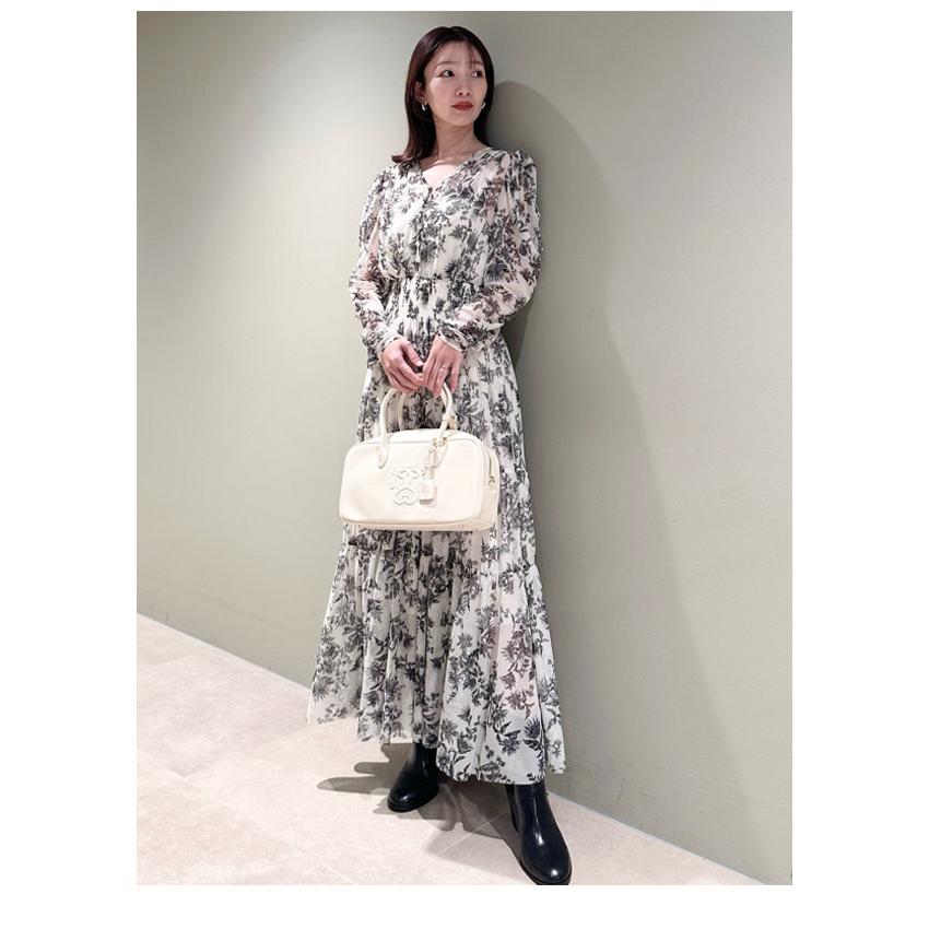 SNIDEL 新作10%OFF スナイデル ワンピース 25春夏 Vネック SNIDEL 新作10%OFF スナイデル ワンピース 25春夏 Vネック