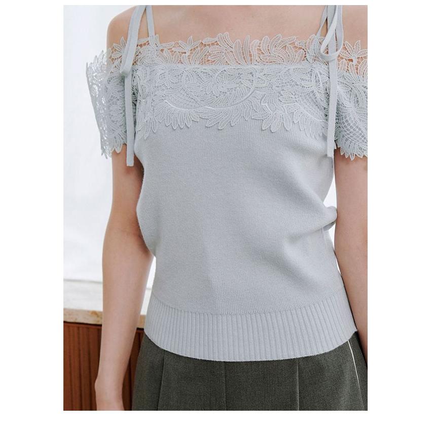 SNIDEL フリル付きグレーとホワイトの半袖ニットトップス SNIDEL 新作10%OFF スナイデル トップス 25秋冬 レースコンビ