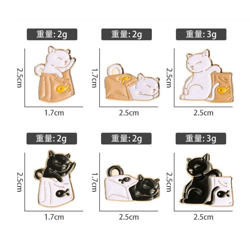猫が袋に入ったピンバッジ 2種 黒猫 白猫 可愛い猫のピンバッチ ピンブローチ 衿元やバッグをおしゃれに演出します｜doubutsudaisuki｜04