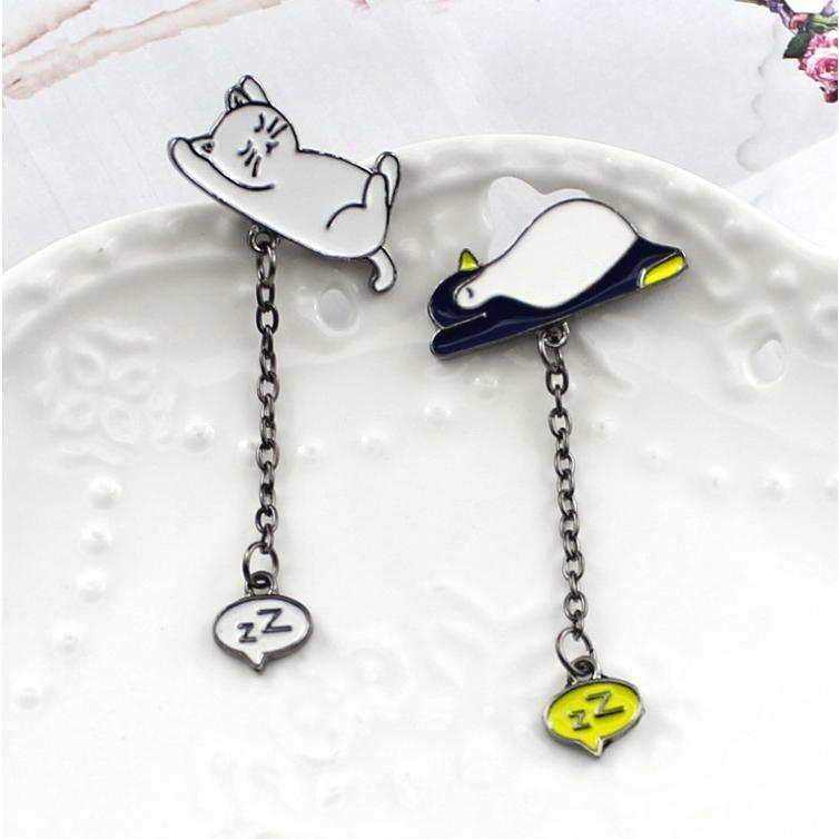 チェーン付きピンバッジ 眠る動物 ピンバッチ ピンブローチ 猫