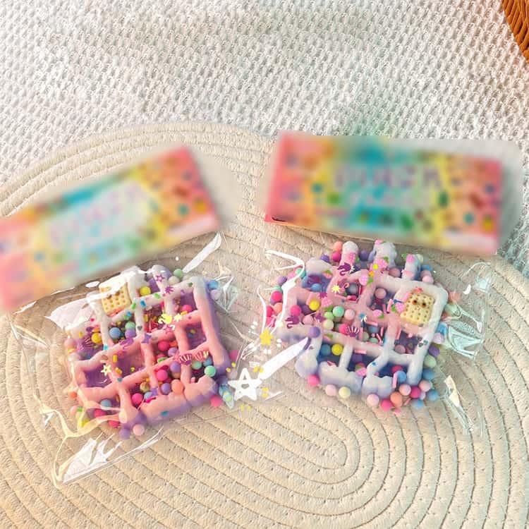 おもちゃ 【ランダム5点セット かわいい スクイーズ玩具 肉球 バター