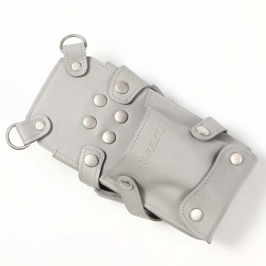 U-REALM オリジナルコラボシザーケース スモーキーグレー / 国内シザーケース専門メーカー 職人手作り/ユーレルム     商品情報    210×110×95PUレザー(合成皮革)0〜5丁入ペンホルダー付グローブホルダー付ブラシホルダー付ダ DG1305470718(12540円)