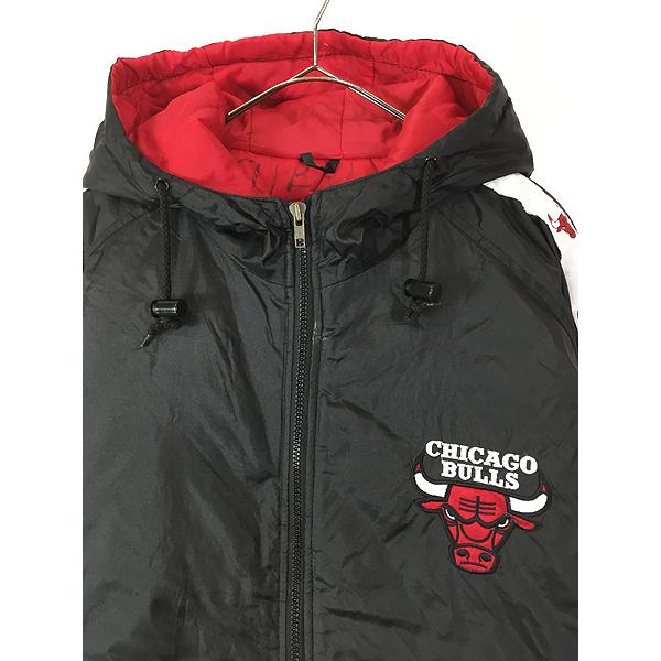 古着 NBA Chicago BULLS ブルズ パデット ナイロン ジャケット