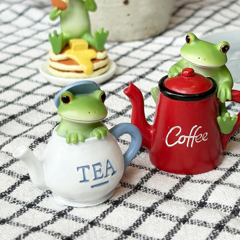 Copeau(コポー） コポー ティーポットカエル 622501 かえる カエル copeau 雑貨 置き物 置物 小物 ガーデン ミニチュア ダイカイ |  | 01