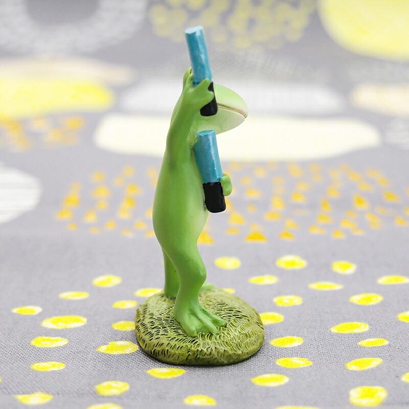 Copeau(コポー） コポー 推し活するカエル 622505 かえる カエル copeau 雑貨 置き物 置物 小物 ガーデン ミニチュア ダイカイ |  | 03