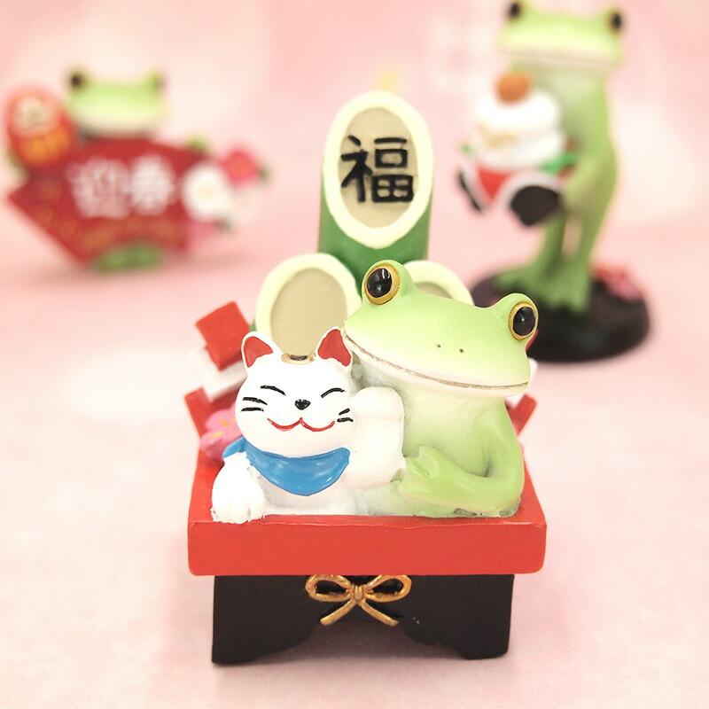 Copeau(コポー） コポー 門松カエルと招き猫 622535 かえる カエル copeau 雑貨 置き物 置物 小物 ガーデン ミニチュア ダイカイ |  | 01