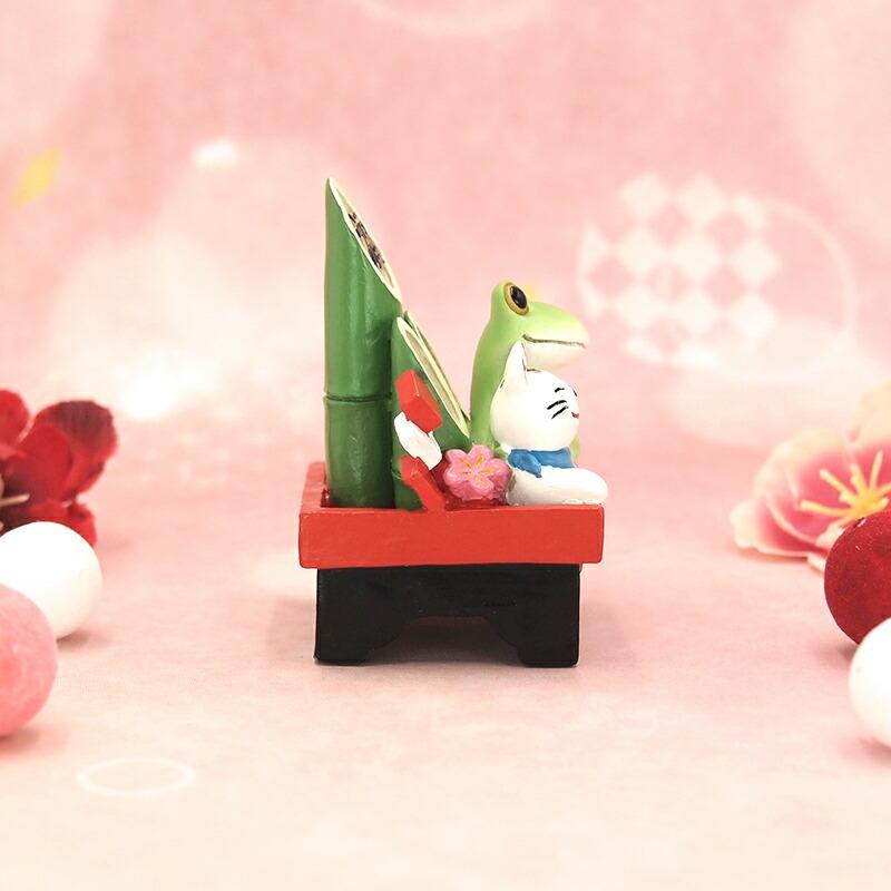 Copeau(コポー） コポー 門松カエルと招き猫 622535 かえる カエル copeau 雑貨 置き物 置物 小物 ガーデン ミニチュア ダイカイ |  | 04