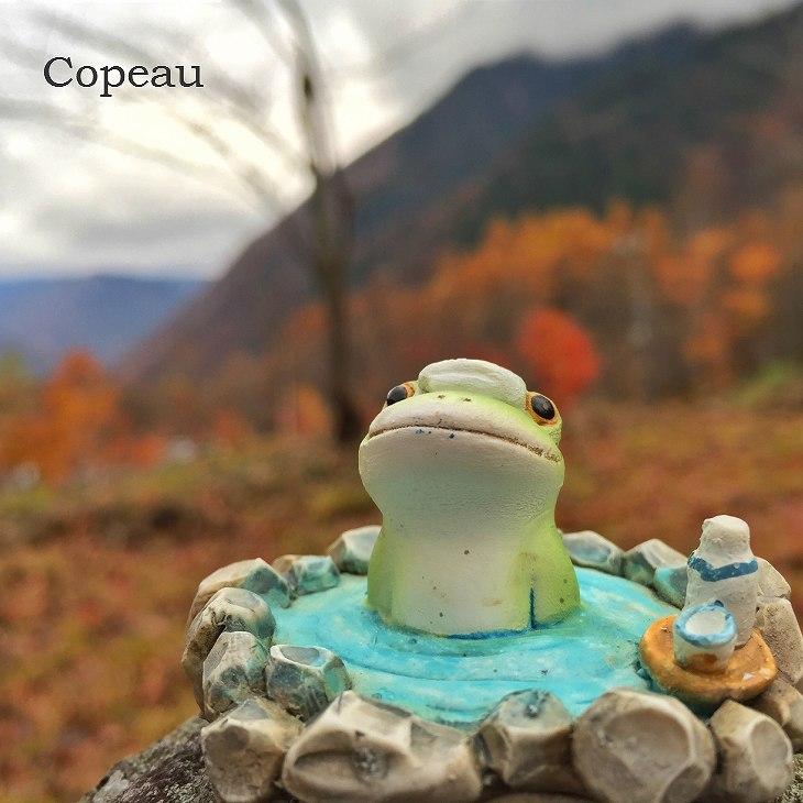 Copeau(コポー） コポー　温泉に入るカエル 70004 かえる カエル copeau 雑貨 置き物 置物 小物 ガーデン ミニチュア ダイカイ | 