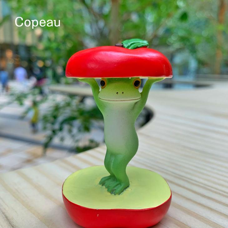 Copeau(コポー） コポー　りんごからカエル 70067 かえる カエル copeau 雑貨 置き物 置物 小物 ガーデン ミニチュア ダイカイ | 