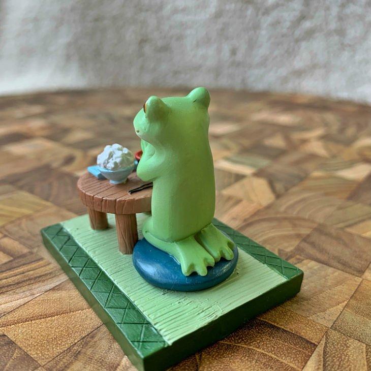 Copeau(コポー） コポー　いただきますカエル 72498 かえる カエル copeau 雑貨 置き物 置物 小物 ガーデン ミニチュア ダイカイ |  | 02