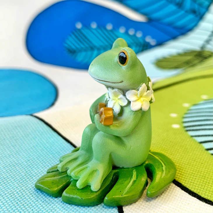 Copeau(コポー） コポー　プルメリアとウクレレ 72597 かえる カエル copeau 雑貨 置き物 置物 小物 ガーデン ミニチュア ダイカイ |  | 01