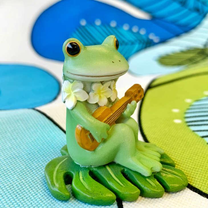 Copeau(コポー） コポー　プルメリアとウクレレ 72597 かえる カエル copeau 雑貨 置き物 置物 小物 ガーデン ミニチュア ダイカイ |  | 03