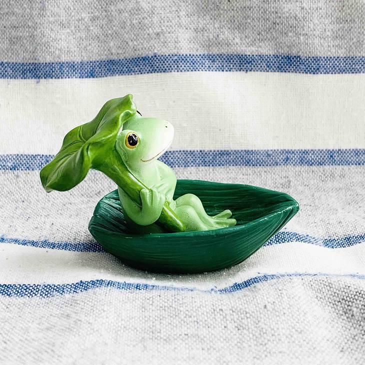 Copeau(コポー） コポー　葉っぱボートで出発 73047 かえる カエル copeau 雑貨 置き物 置物 小物 ガーデン ミニチュア ダイカイ |  | 02