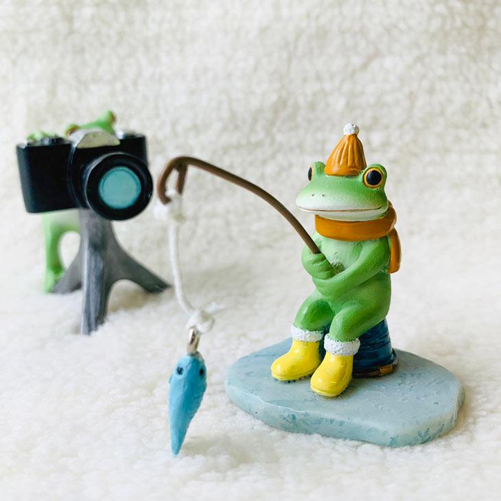 Copeau(コポー） コポー　氷上で魚釣り 73712 かえる カエル copeau 雑貨 置き物 置物 小物 ガーデン ミニチュア ダイカイ |  | 01