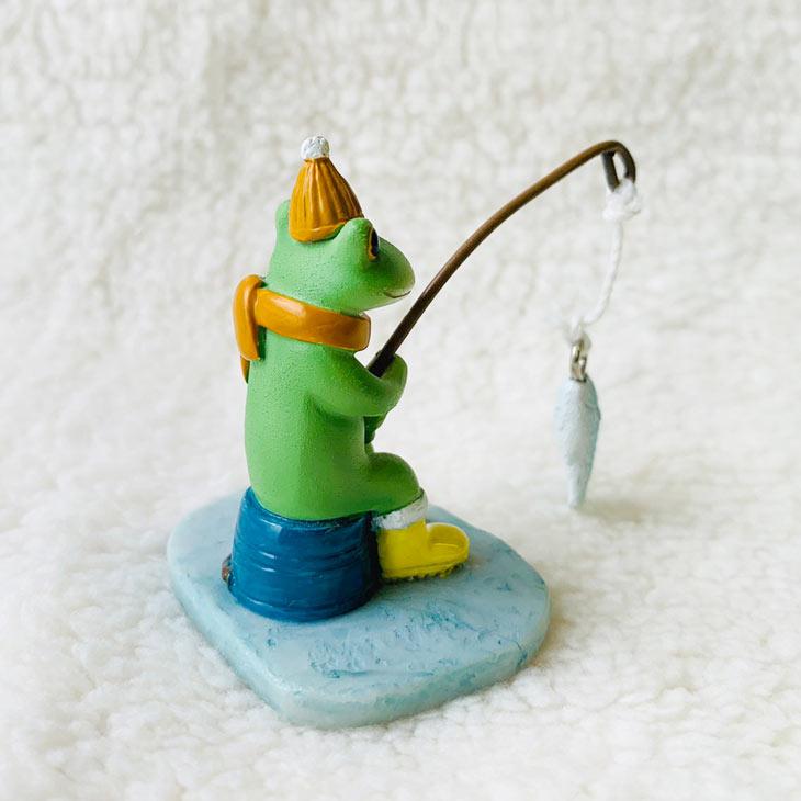 Copeau(コポー） コポー　氷上で魚釣り 73712 かえる カエル copeau 雑貨 置き物 置物 小物 ガーデン ミニチュア ダイカイ |  | 02