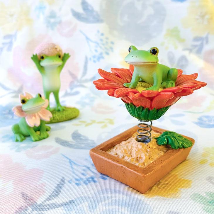 Copeau(コポー） コポー　ゆらゆら　ガーベラの上で 74177 かえる カエル copeau 雑貨 置き物 置物 小物 ガーデン ミニチュア ダイカイ |  | 01