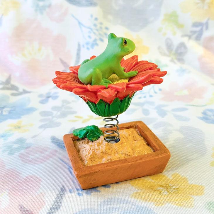 Copeau(コポー） コポー　ゆらゆら　ガーベラの上で 74177 かえる カエル copeau 雑貨 置き物 置物 小物 ガーデン ミニチュア ダイカイ |  | 03