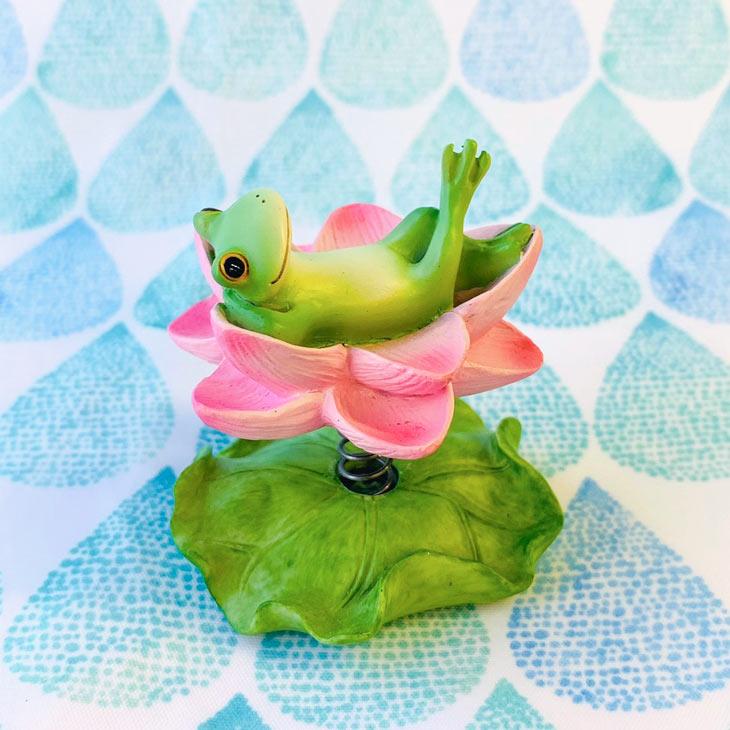 Copeau(コポー） コポー　ゆらゆら　蓮の花の上で 74191 かえる カエル copeau 雑貨 置き物 置物 小物 ガーデン ミニチュア ダイカイ |  | 02