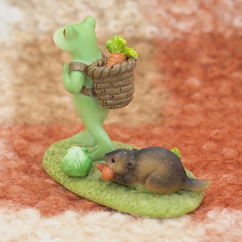 コポー カエル かえる 雑貨 マスコット 置物 Copeau(コポー） ビーバーとおっちょこちょいカエル 622515 |  | 03