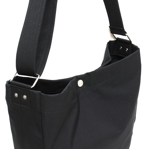 26SSモデル アーペーセー A.P.C. メンズ JOURNAL ナイロン ミディアムバッグ【LZZ NOIR/BLACK】 M61939 PSAKR LZZ/【2026SS】m-bagの画像