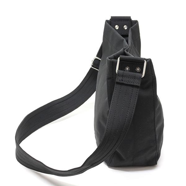 26SSモデル アーペーセー A.P.C. メンズ JOURNAL ナイロン スモールバッグ【LZZ NOIR/BLACK】 M67010 PSAKR LZZ/【2026SS】m-bagの画像