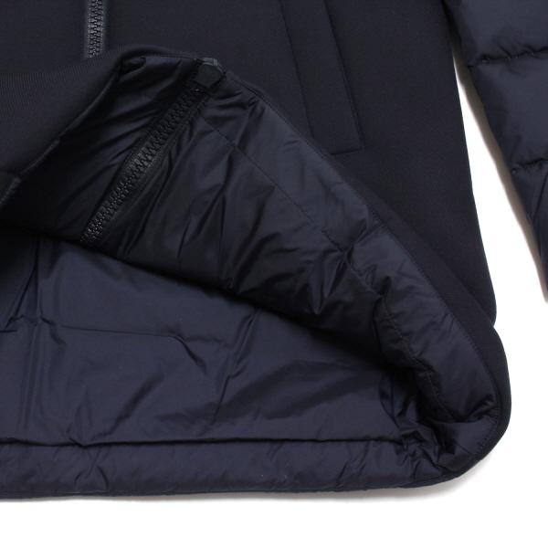 【美品】HERNO ダウンコート　切り替え　L 大きいサイズ　ネイビー HERNO ヘルノ メンズ 切り替えポーラテック ダウンコート