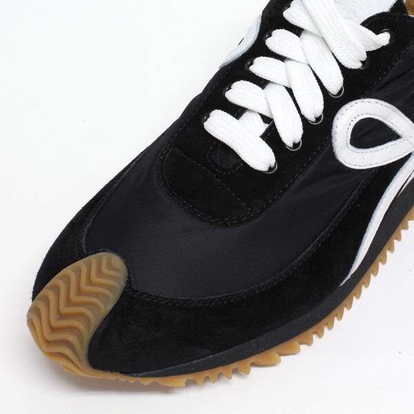 ロエベ LOEWE  レディース FLOW RUNNER フローランナー スニーカー【BLACK/WHITE】 L815282X88  1102/【2023-24AW】l-shoes｜drawers｜07