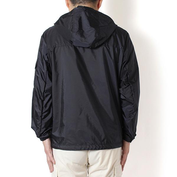 MONCLER（モンクレール） 26SSモデル MONCLER MORNAY ボーダーワッペン