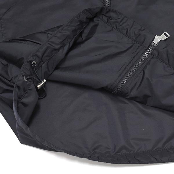 MONCLER（モンクレール） 26SSモデル MONCLER MORNAY ボーダーワッペン