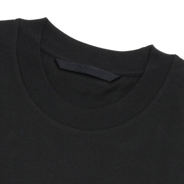 MONCLER 25SSモデル モンクレール ワッペンロゴ 半袖Tシャツ MONCLER 25SSモデル モンクレール ワッペンロゴ 半袖Tシャツ